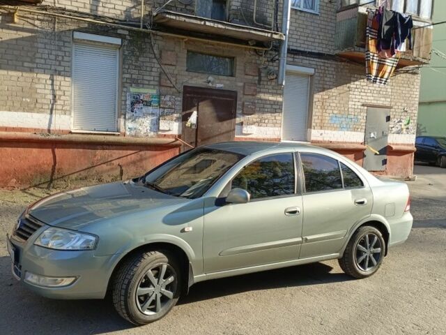 Серый Ниссан Альмера Классик, объемом двигателя 1.6 л и пробегом 255 тыс. км за 4300 $, фото 1 на Automoto.ua