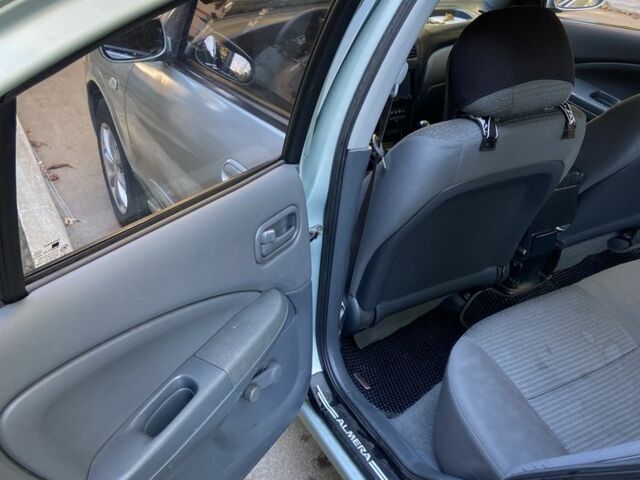 Серый Ниссан Альмера Классик, объемом двигателя 1.6 л и пробегом 284 тыс. км за 3900 $, фото 13 на Automoto.ua