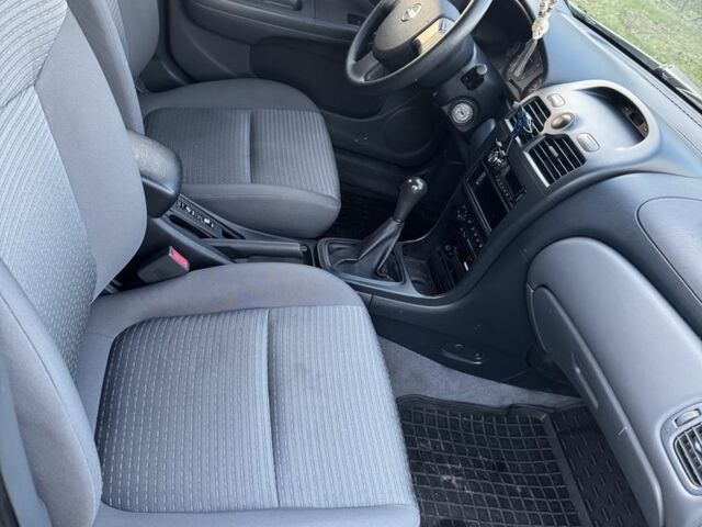 Сірий Ніссан Альмера Класік, об'ємом двигуна 1.6 л та пробігом 78 тис. км за 6200 $, фото 7 на Automoto.ua