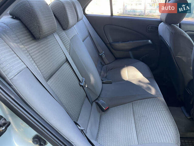 Серый Ниссан Альмера Классик, объемом двигателя 1.6 л и пробегом 198 тыс. км за 5200 $, фото 20 на Automoto.ua