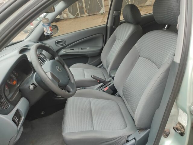 Серый Ниссан Альмера Классик, объемом двигателя 1.6 л и пробегом 162 тыс. км за 3950 $, фото 7 на Automoto.ua