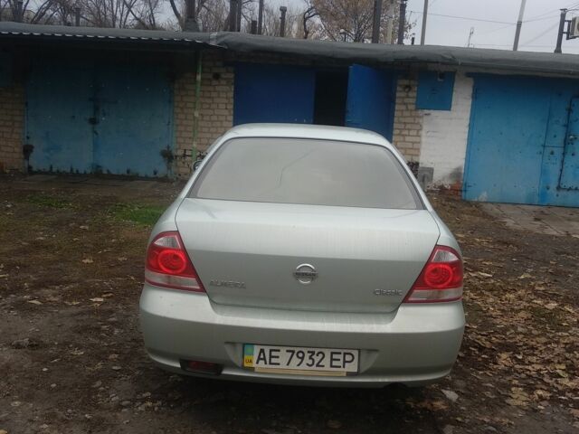 Серый Ниссан Альмера Классик, объемом двигателя 1.6 л и пробегом 161 тыс. км за 4400 $, фото 1 на Automoto.ua
