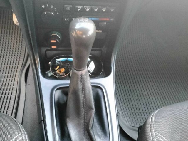 Серый Ниссан Альмера Классик, объемом двигателя 1.6 л и пробегом 233 тыс. км за 4300 $, фото 6 на Automoto.ua