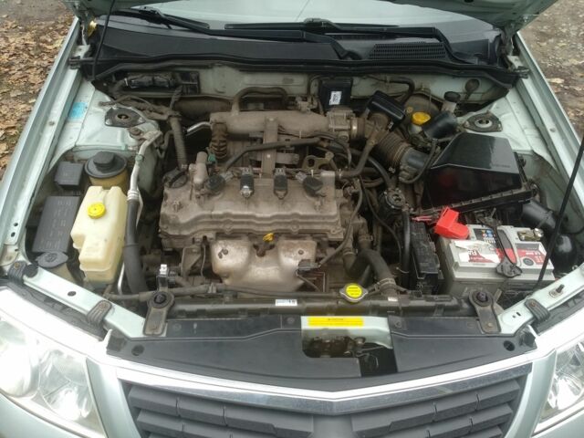 Серый Ниссан Альмера Классик, объемом двигателя 1.6 л и пробегом 161 тыс. км за 4400 $, фото 9 на Automoto.ua