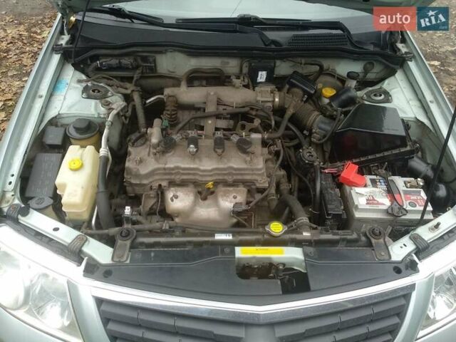 Серый Ниссан Альмера Классик, объемом двигателя 1.6 л и пробегом 161 тыс. км за 4400 $, фото 8 на Automoto.ua
