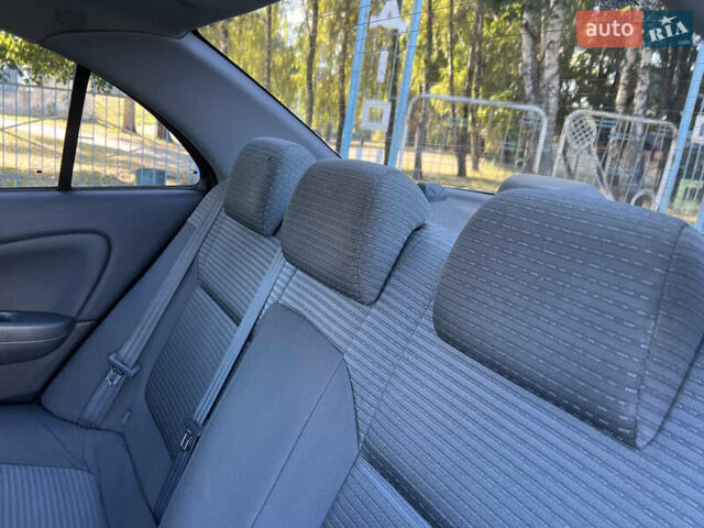 Серый Ниссан Альмера Классик, объемом двигателя 1.6 л и пробегом 198 тыс. км за 5200 $, фото 12 на Automoto.ua