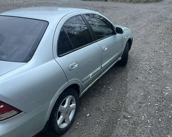 Серый Ниссан Альмера Классик, объемом двигателя 1.6 л и пробегом 336 тыс. км за 2850 $, фото 11 на Automoto.ua