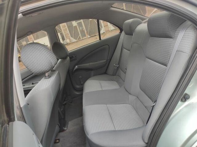 Серый Ниссан Альмера Классик, объемом двигателя 1.6 л и пробегом 162 тыс. км за 3950 $, фото 6 на Automoto.ua