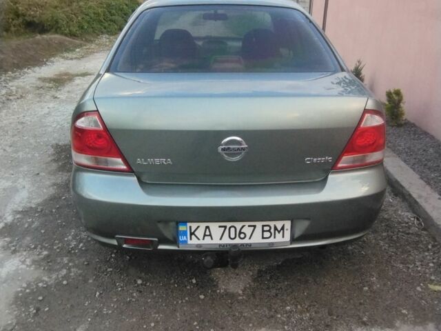 Серый Ниссан Альмера Классик, объемом двигателя 1.6 л и пробегом 300 тыс. км за 3999 $, фото 1 на Automoto.ua