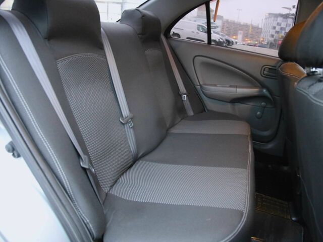 Серый Ниссан Альмера Классик, объемом двигателя 1.6 л и пробегом 96 тыс. км за 6100 $, фото 7 на Automoto.ua