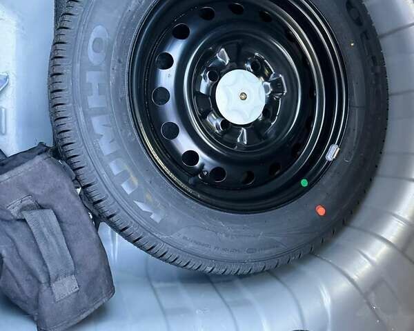 Серый Ниссан Альмера Классик, объемом двигателя 1.6 л и пробегом 95 тыс. км за 6600 $, фото 13 на Automoto.ua