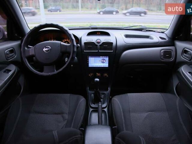 Серый Ниссан Альмера Классик, объемом двигателя 1.6 л и пробегом 93 тыс. км за 6100 $, фото 10 на Automoto.ua