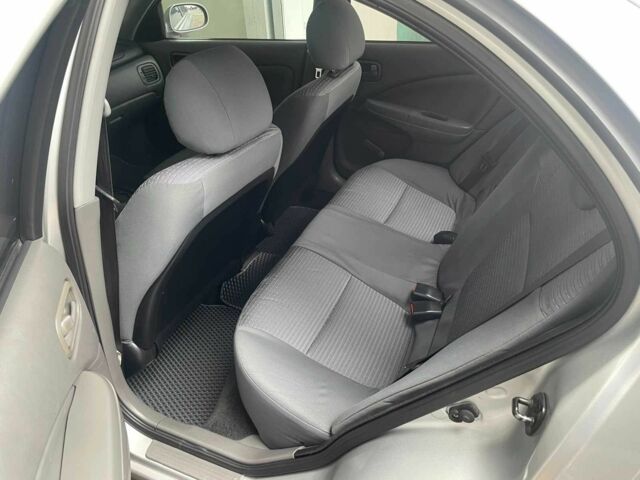 Серый Ниссан Альмера Классик, объемом двигателя 1.6 л и пробегом 160 тыс. км за 6300 $, фото 9 на Automoto.ua