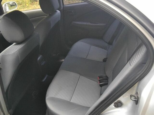 Сірий Ніссан Альмера Класік, об'ємом двигуна 1.6 л та пробігом 174 тис. км за 5600 $, фото 7 на Automoto.ua