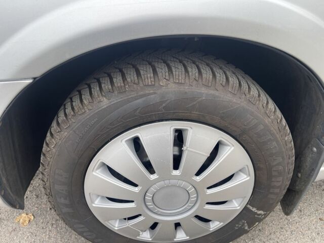 Серый Ниссан Альмера Классик, объемом двигателя 1.6 л и пробегом 131 тыс. км за 5100 $, фото 4 на Automoto.ua