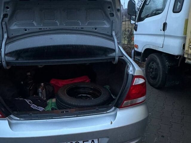 Серый Ниссан Альмера Классик, объемом двигателя 1.6 л и пробегом 112 тыс. км за 4300 $, фото 3 на Automoto.ua