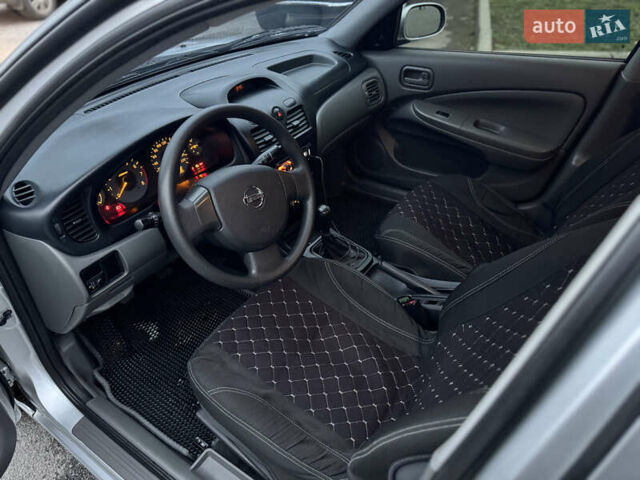 Сірий Ніссан Альмера Класік, об'ємом двигуна 1.6 л та пробігом 78 тис. км за 6500 $, фото 14 на Automoto.ua