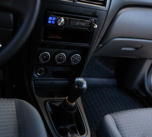 Серый Ниссан Альмера Классик, объемом двигателя 1.6 л и пробегом 69 тыс. км за 7400 $, фото 15 на Automoto.ua