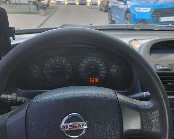 Синий Ниссан Альмера Классик, объемом двигателя 1.6 л и пробегом 230 тыс. км за 4300 $, фото 7 на Automoto.ua