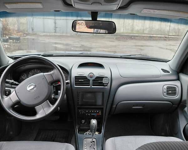 Синий Ниссан Альмера Классик, объемом двигателя 1.6 л и пробегом 218 тыс. км за 4800 $, фото 15 на Automoto.ua