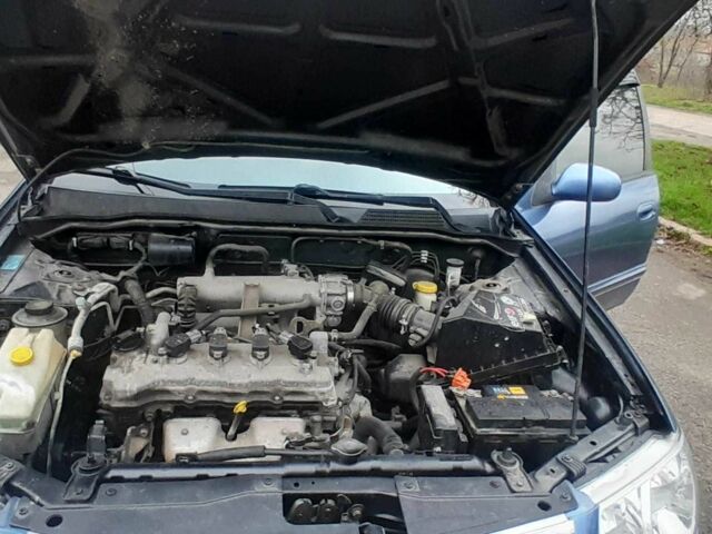 Синий Ниссан Альмера Классик, объемом двигателя 1.6 л и пробегом 280 тыс. км за 3400 $, фото 14 на Automoto.ua