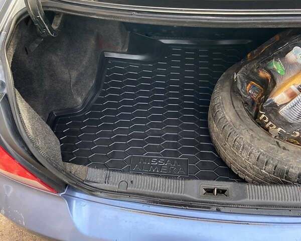 Синий Ниссан Альмера Классик, объемом двигателя 1.6 л и пробегом 230 тыс. км за 4300 $, фото 15 на Automoto.ua