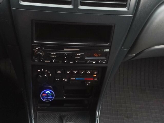 Синий Ниссан Альмера Классик, объемом двигателя 1.6 л и пробегом 211 тыс. км за 3700 $, фото 13 на Automoto.ua