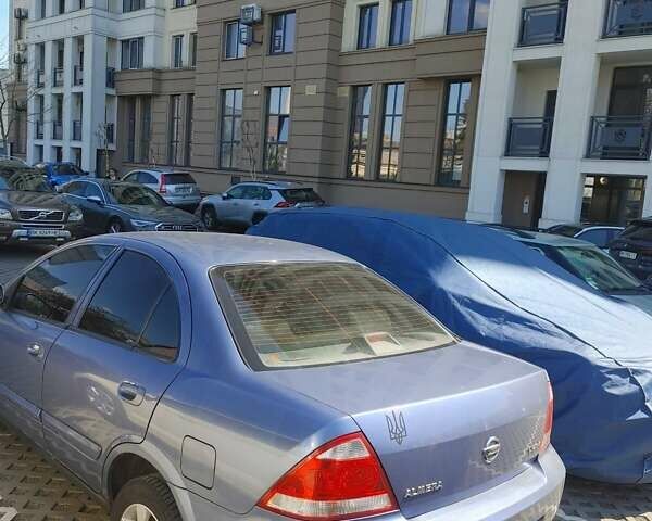 Синий Ниссан Альмера Классик, объемом двигателя 1.6 л и пробегом 230 тыс. км за 4300 $, фото 4 на Automoto.ua