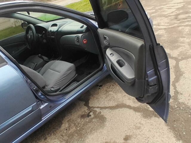 Синий Ниссан Альмера Классик, объемом двигателя 1.6 л и пробегом 280 тыс. км за 3400 $, фото 10 на Automoto.ua