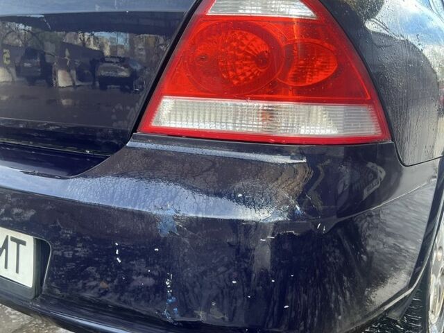 Синий Ниссан Альмера Классик, объемом двигателя 1.6 л и пробегом 320 тыс. км за 3000 $, фото 4 на Automoto.ua