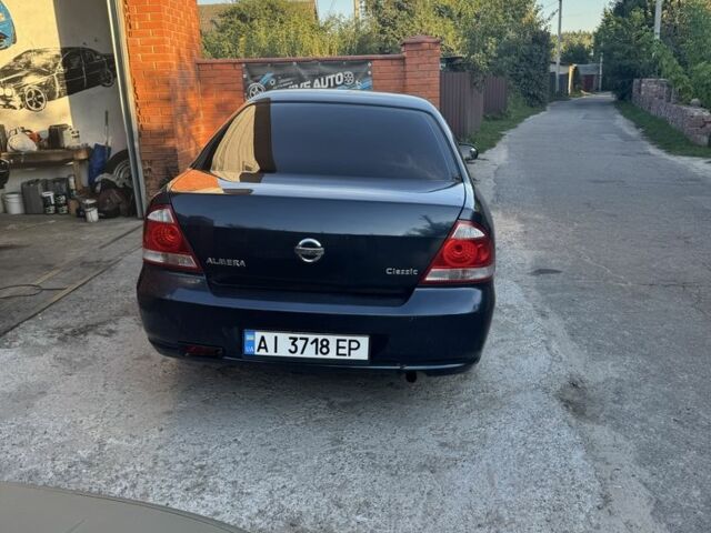 Синий Ниссан Альмера Классик, объемом двигателя 1.6 л и пробегом 310 тыс. км за 3500 $, фото 2 на Automoto.ua