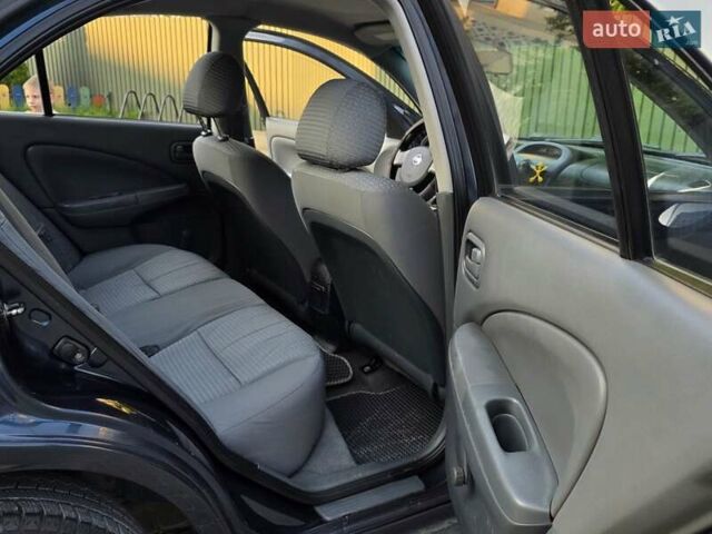 Синий Ниссан Альмера Классик, объемом двигателя 1.6 л и пробегом 215 тыс. км за 3799 $, фото 25 на Automoto.ua