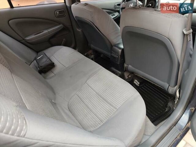 Синій Ніссан Альмера Класік, об'ємом двигуна 1.6 л та пробігом 263 тис. км за 3600 $, фото 5 на Automoto.ua