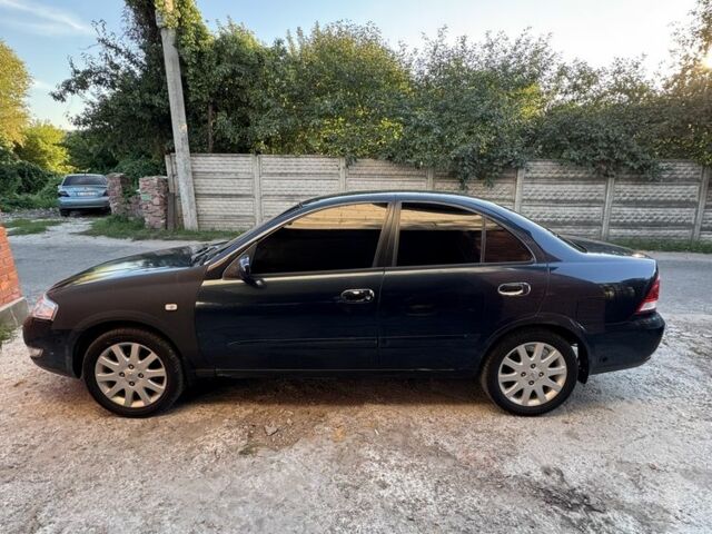 Синий Ниссан Альмера Классик, объемом двигателя 1.6 л и пробегом 310 тыс. км за 3500 $, фото 4 на Automoto.ua