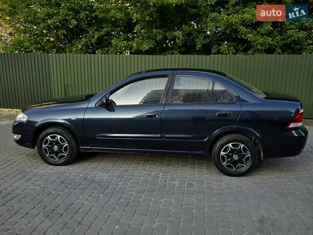 Синий Ниссан Альмера Классик, объемом двигателя 1.6 л и пробегом 215 тыс. км за 3799 $, фото 4 на Automoto.ua