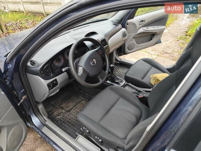 Синій Ніссан Альмера Класік, об'ємом двигуна 1.6 л та пробігом 191 тис. км за 4200 $, фото 9 на Automoto.ua