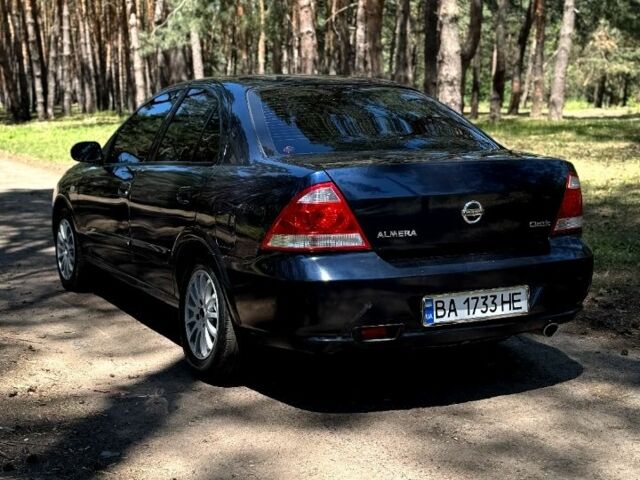 Синий Ниссан Альмера Классик, объемом двигателя 1.6 л и пробегом 330 тыс. км за 4500 $, фото 2 на Automoto.ua