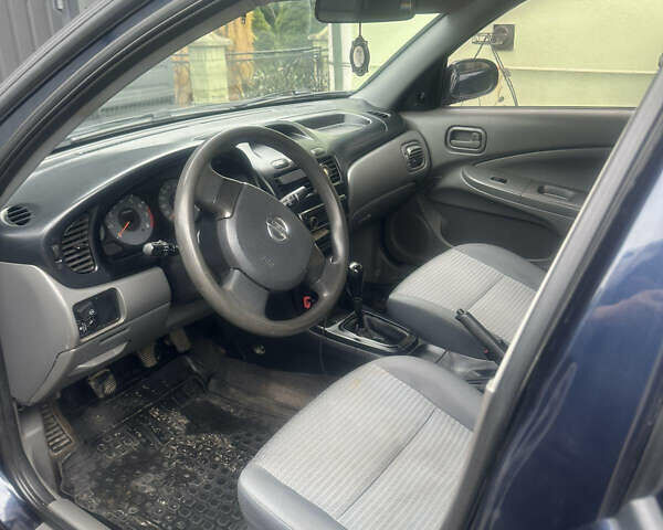 Синий Ниссан Альмера Классик, объемом двигателя 1.6 л и пробегом 180 тыс. км за 5500 $, фото 8 на Automoto.ua