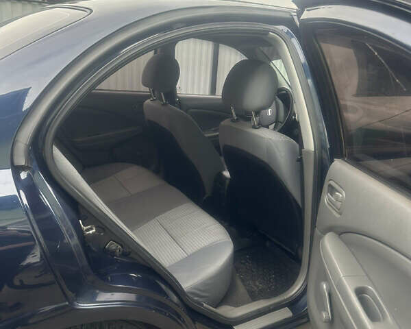 Синий Ниссан Альмера Классик, объемом двигателя 1.6 л и пробегом 180 тыс. км за 5500 $, фото 12 на Automoto.ua