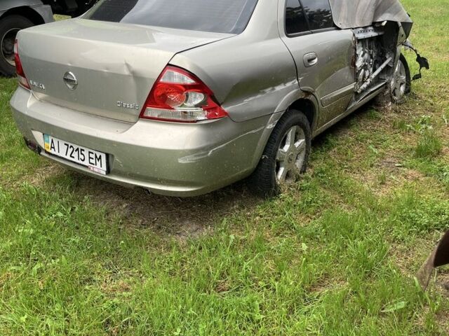 Зеленый Ниссан Альмера Классик, объемом двигателя 1.6 л и пробегом 180 тыс. км за 2000 $, фото 3 на Automoto.ua