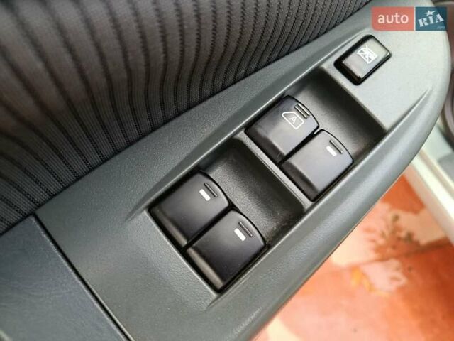 Зеленый Ниссан Альмера Классик, объемом двигателя 1.6 л и пробегом 191 тыс. км за 5700 $, фото 18 на Automoto.ua