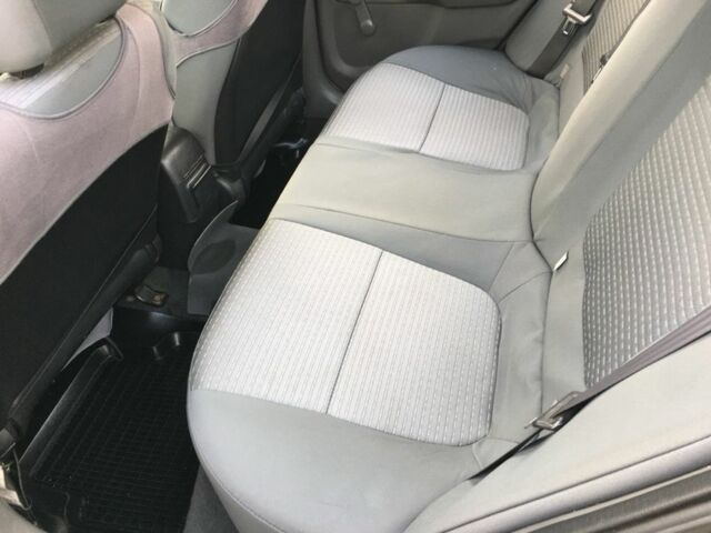 Зеленый Ниссан Альмера Классик, объемом двигателя 1.6 л и пробегом 170 тыс. км за 5100 $, фото 3 на Automoto.ua