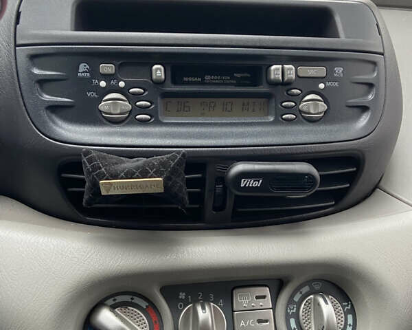 Красный Ниссан Альмера Тино, объемом двигателя 1.77 л и пробегом 226 тыс. км за 3552 $, фото 16 на Automoto.ua