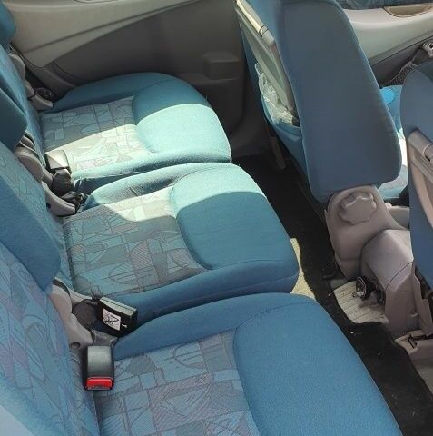 Сірий Ніссан Альмера Тіна, об'ємом двигуна 1.8 л та пробігом 230 тис. км за 2900 $, фото 5 на Automoto.ua