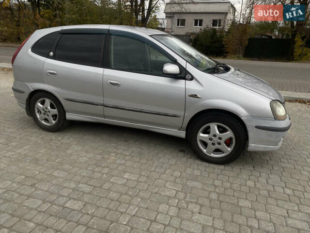 Серый Ниссан Альмера Тино, объемом двигателя 2.2 л и пробегом 266 тыс. км за 2650 $, фото 3 на Automoto.ua