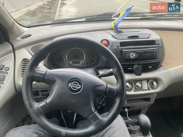 Серый Ниссан Альмера Тино, объемом двигателя 2.2 л и пробегом 266 тыс. км за 2650 $, фото 8 на Automoto.ua