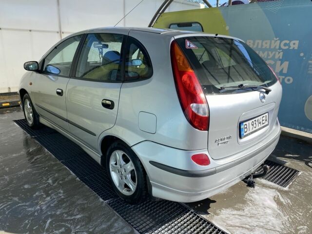 Серый Ниссан Альмера Тино, объемом двигателя 1.8 л и пробегом 185 тыс. км за 5300 $, фото 4 на Automoto.ua