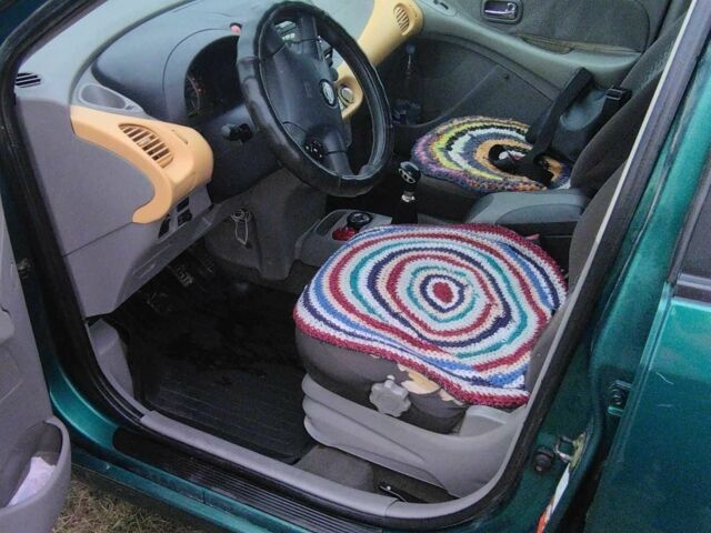 Зеленый Ниссан Альмера Тино, объемом двигателя 2.2 л и пробегом 350 тыс. км за 2100 $, фото 2 на Automoto.ua