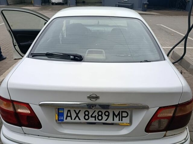 Белый Ниссан Альмера, объемом двигателя 1.8 л и пробегом 214 тыс. км за 3088 $, фото 1 на Automoto.ua