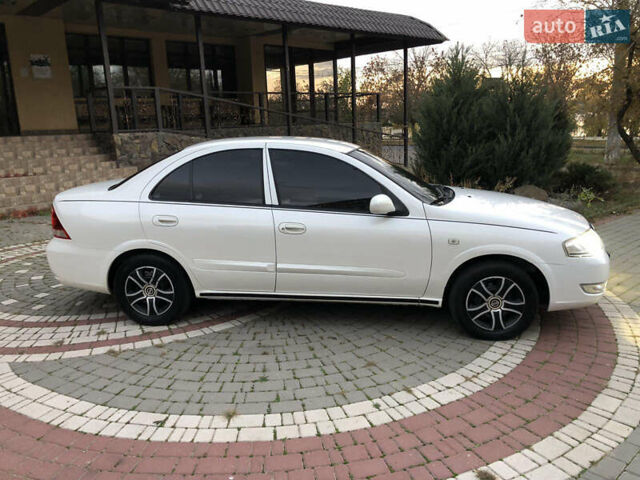 Белый Ниссан Альмера, объемом двигателя 1.6 л и пробегом 187 тыс. км за 5300 $, фото 26 на Automoto.ua